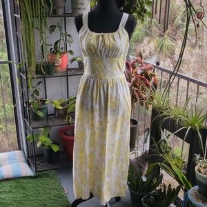 Monteau Linen Blend Yellow and White Floral Maxi Dress With Pockets!